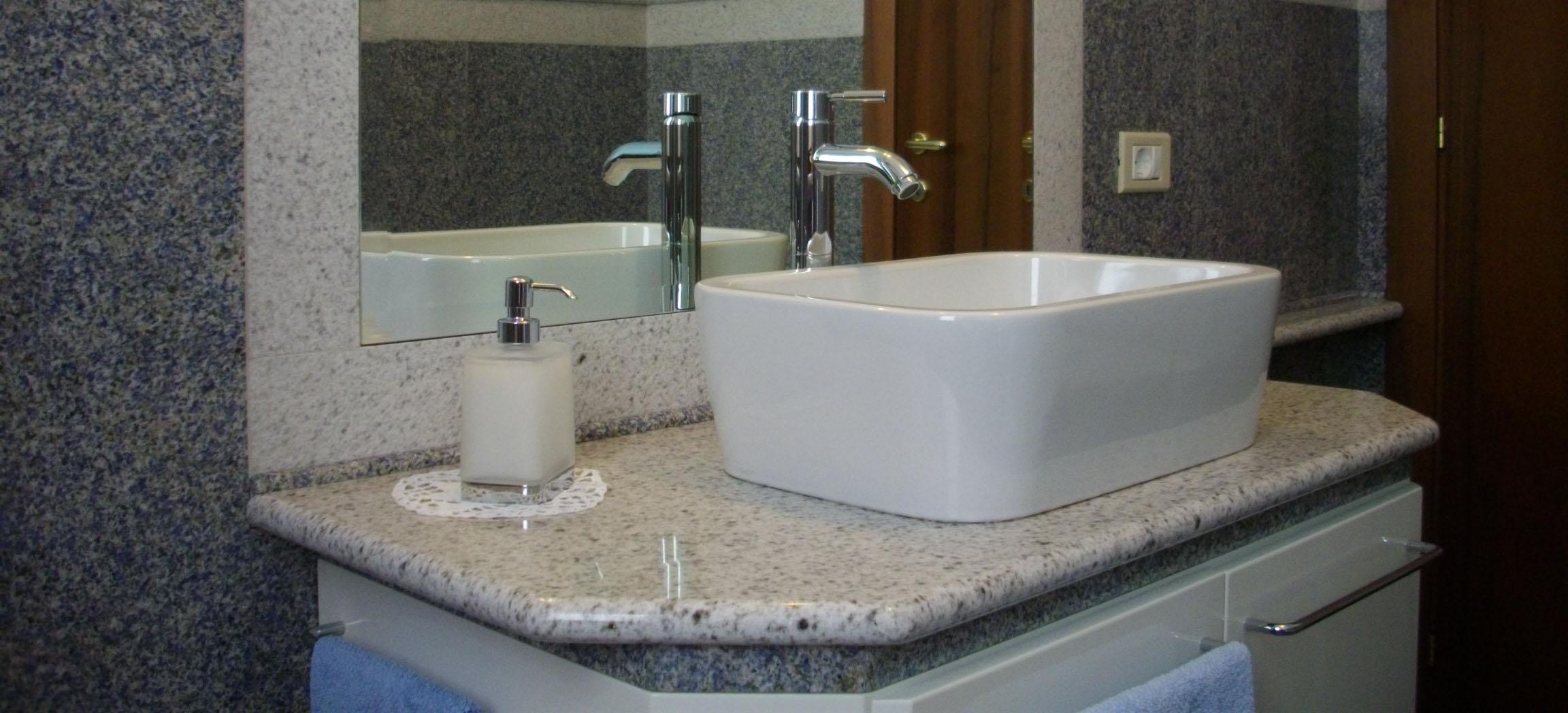 bagno in granito
